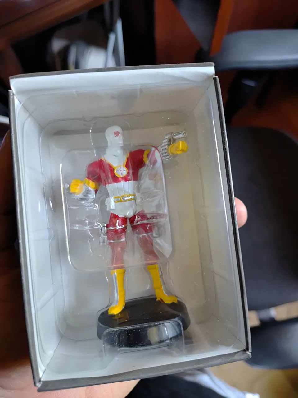 Miniatura ferro o pistoleiros (lacrado)