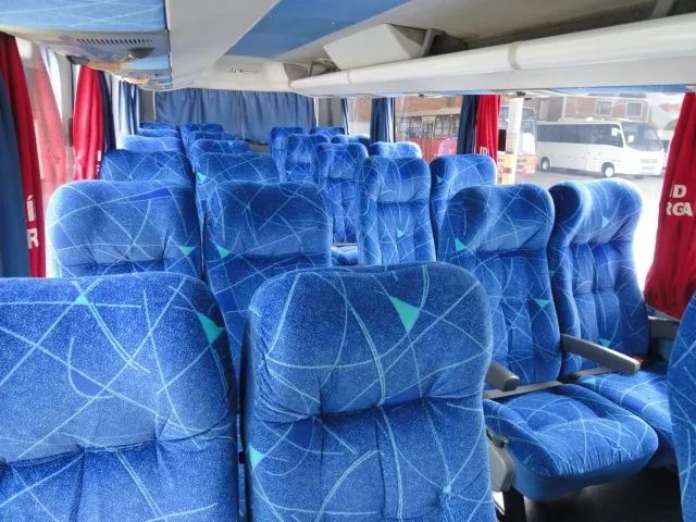 Micro Ônibus Rodoviário - Ano 09/09 - M. Benz 915 - Ar de Teto - 25 Lugares. - Foto 7