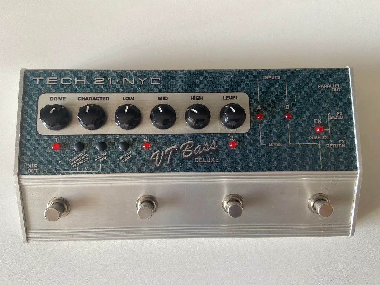 Pedal Tech 21 SansAmp - VT Bass Deluxe - Instrumentos musicais