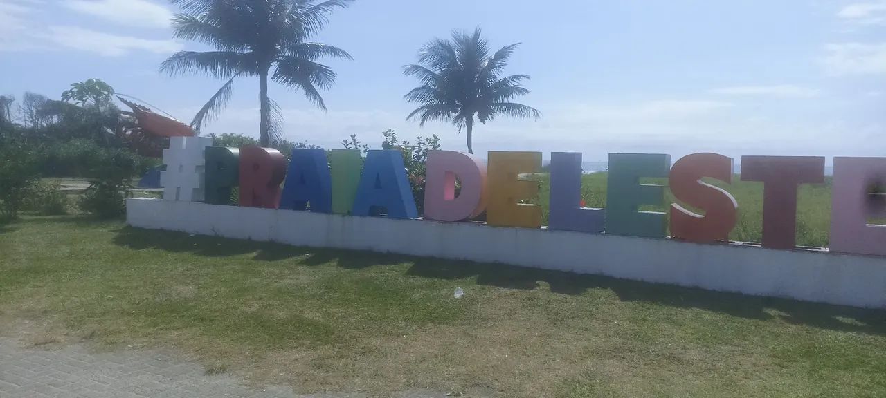 Casa próximo a rodoviária de Praia de Leste  - Foto 8