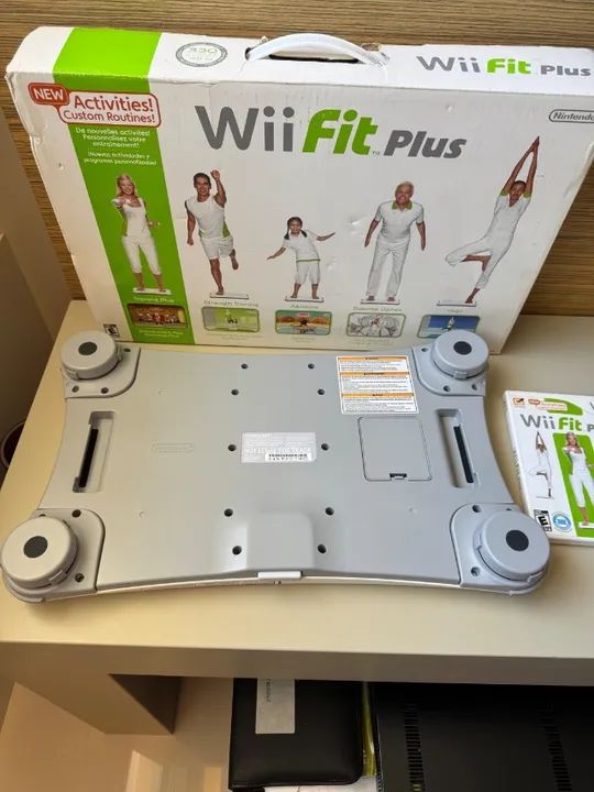 Wii Fit Plus Balance Board + Jogo - Foto 2