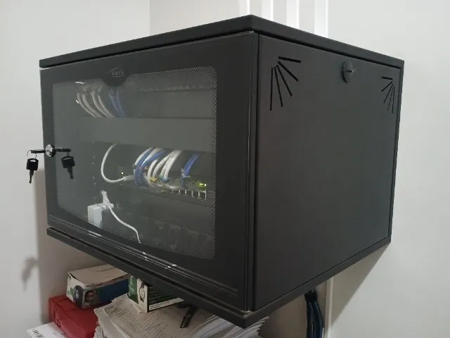 Equipamento de rede completo Cisco RV345 (16 portas)