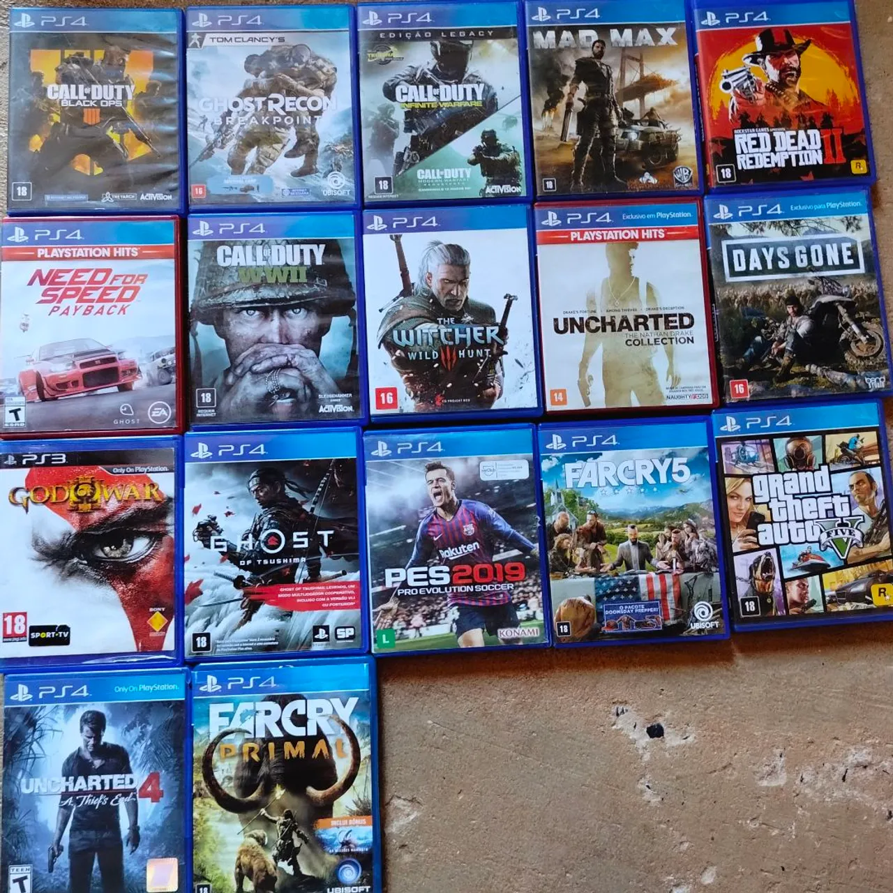 Vende-se ps4 pro versão americana.