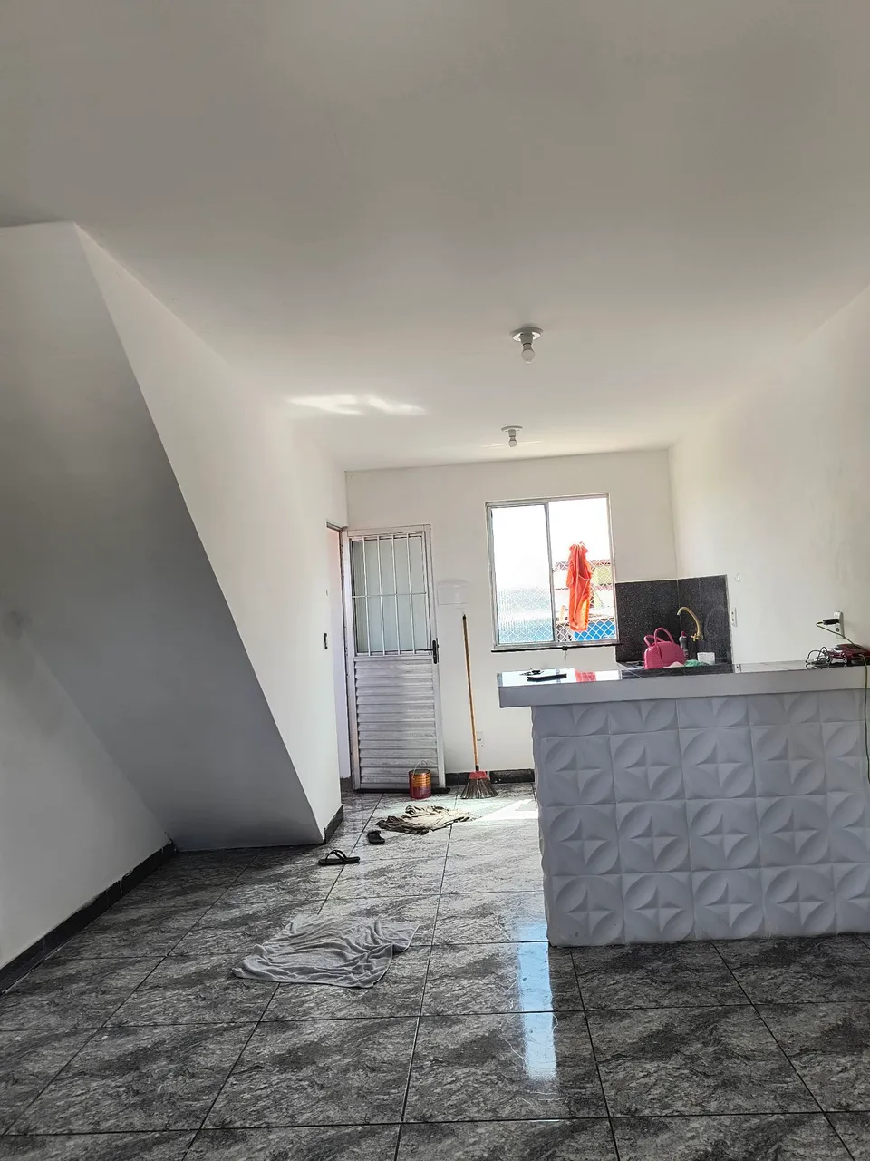 Alugou casa em Mussurunga I, setor B