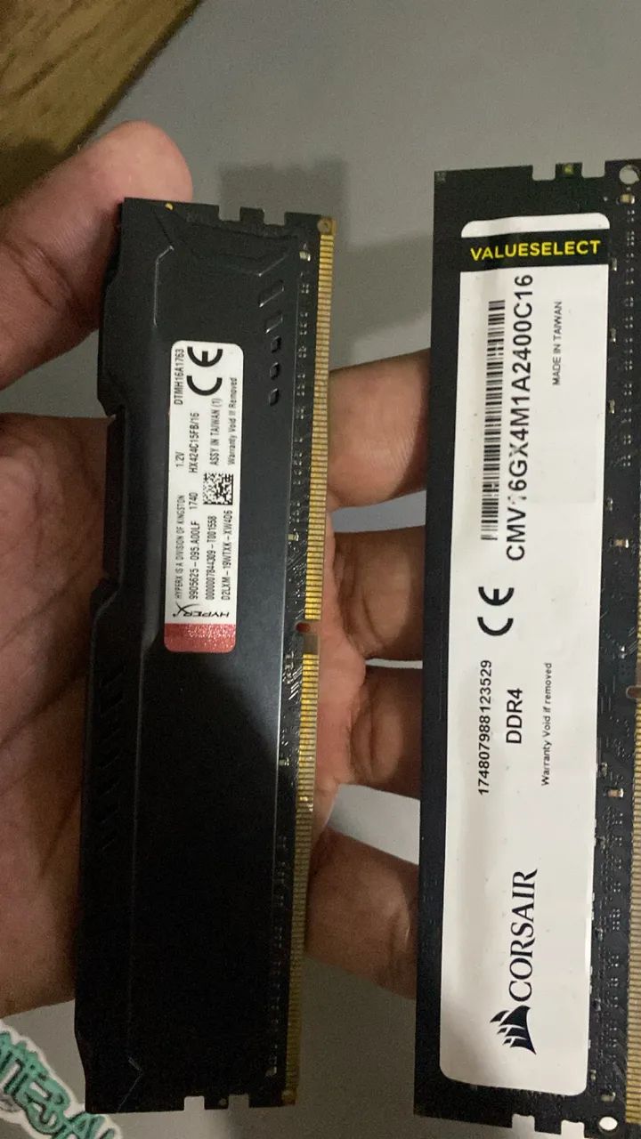2 memórias RAM 32 GB (total)64842046778626121