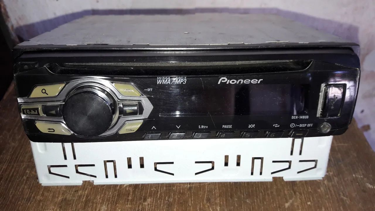 SOM PIONEER DEH 148UB 