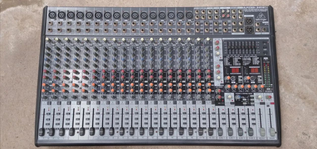 Mesa de Som Behringer 24 Canais - Foto 6