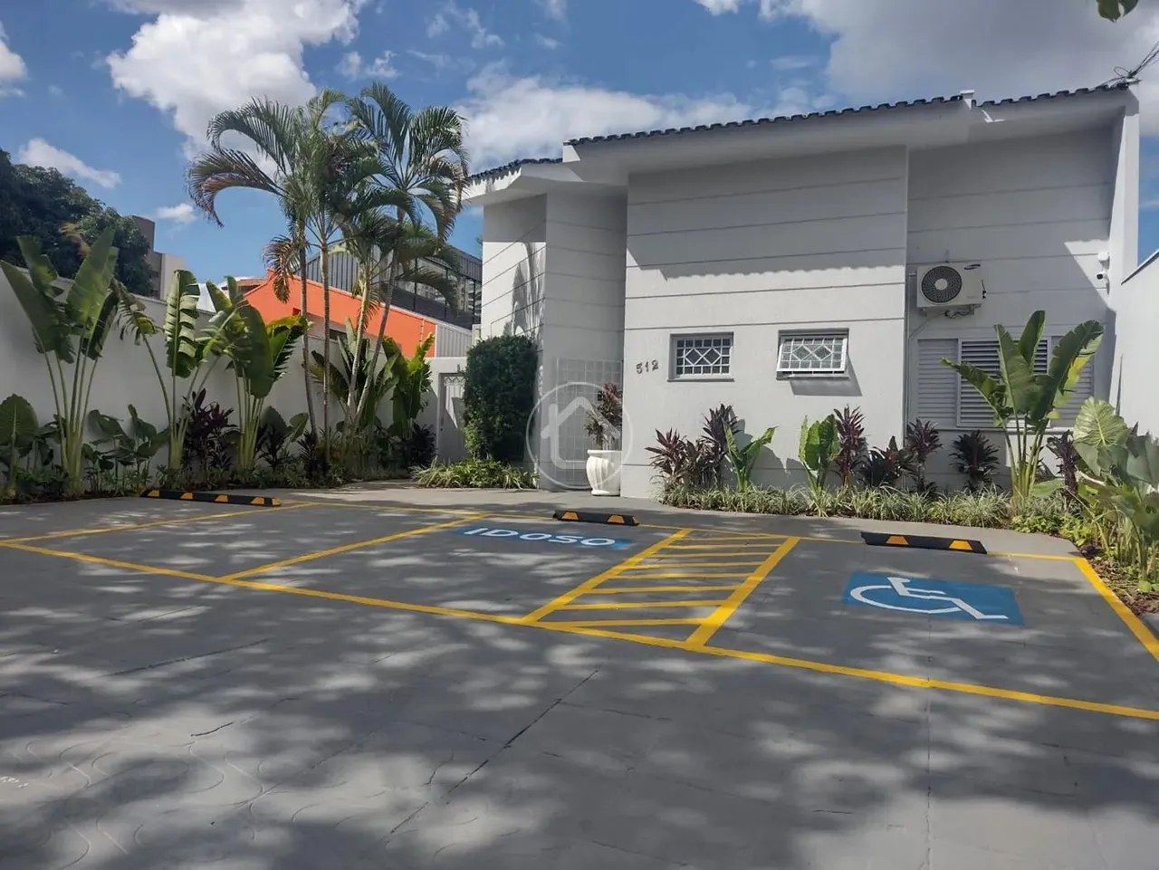 CASA COMERCIAL ALTO PADRÃO C/ 9 SALAS - SANTA FÉ