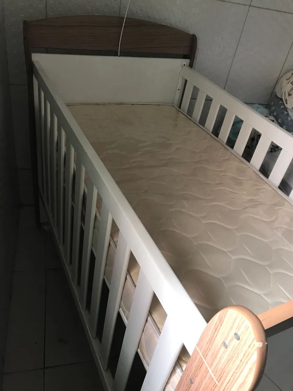 Berço americano que vira cama (colchão incluso) - Foto 5