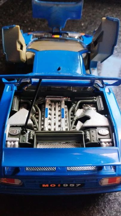 Carro de corrida Bugatti - Foto 3