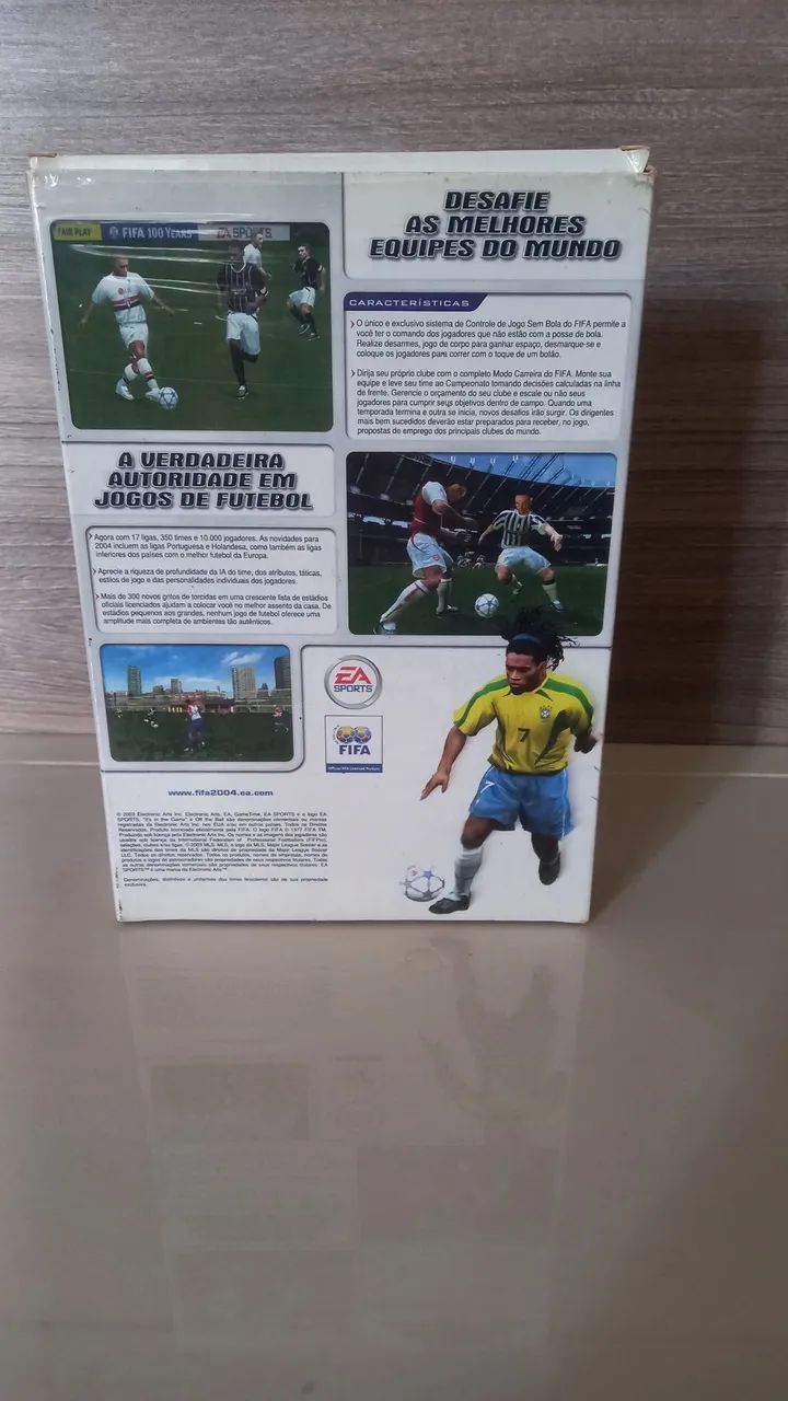 FIFA FOOTBALL 2004 PC - Foto 2