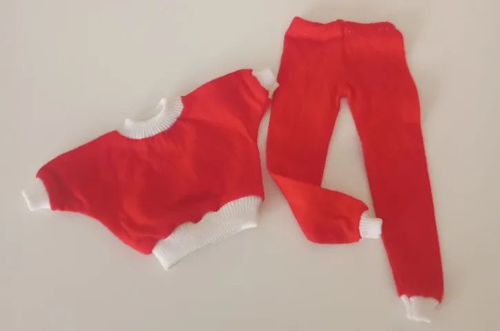 Conjunto Vermelho - Roupa de Boneca (Antigo) - Foto 3