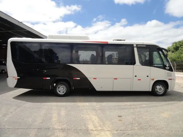 Micro Ônibus Rodoviário - Ano 09/09 - M. Benz 915 - Ar de Teto - 25 Lugares. - Foto 5