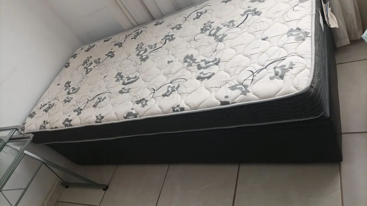 Cama Box com Baú  + colchão - Ótimo estado - Foto 3