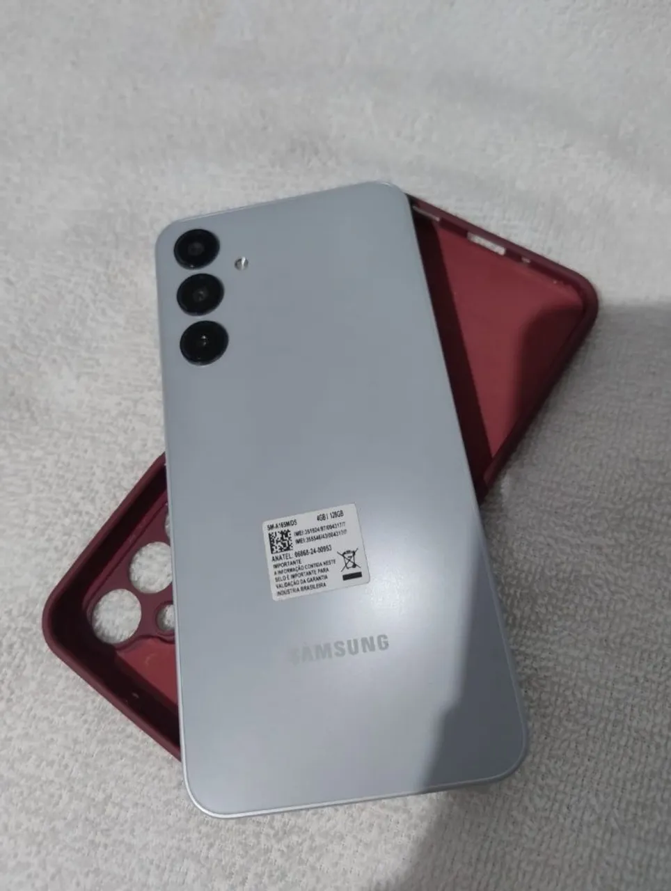 Samsung a16 semi novo por 700$$