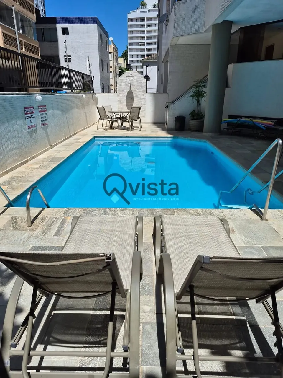 Apartamento para locação nas Astúrias | QVista Inteligência Imobiliária Guarujá
