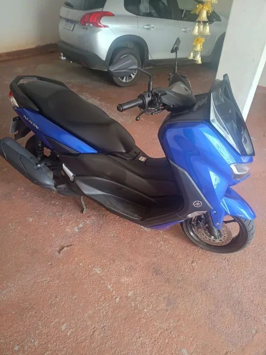 Moto Yamaha Nmax 5000 km rodados
