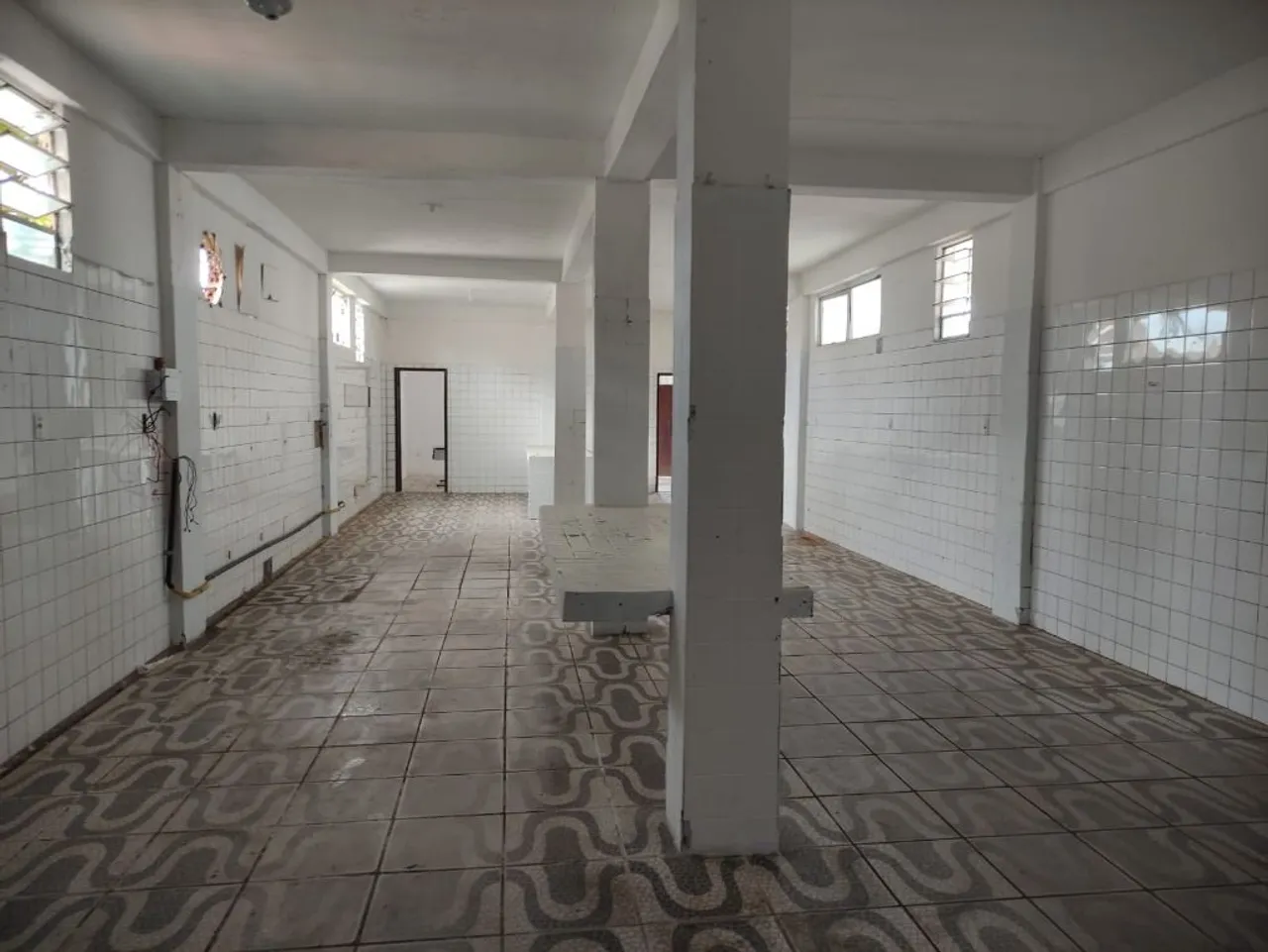 Prédio para alugar por R$ 5.000,00/mês - Pituaçu - Salvador/BA