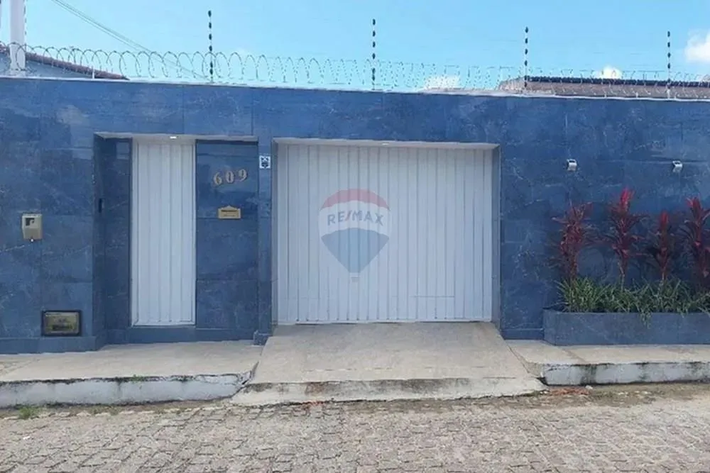 Vende-se Linda Casa em Nova Parnamirim