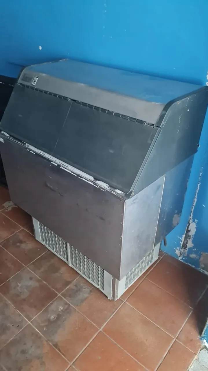 Máquina de Gelo Everest