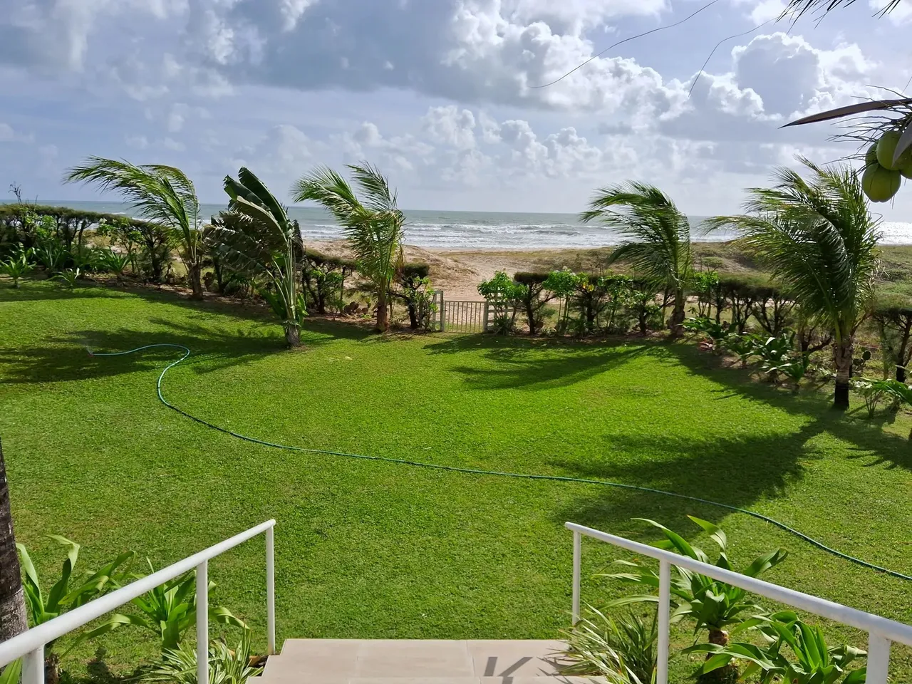 Apto 3/4, beira mar, na melhor praia do RN, Genipabu