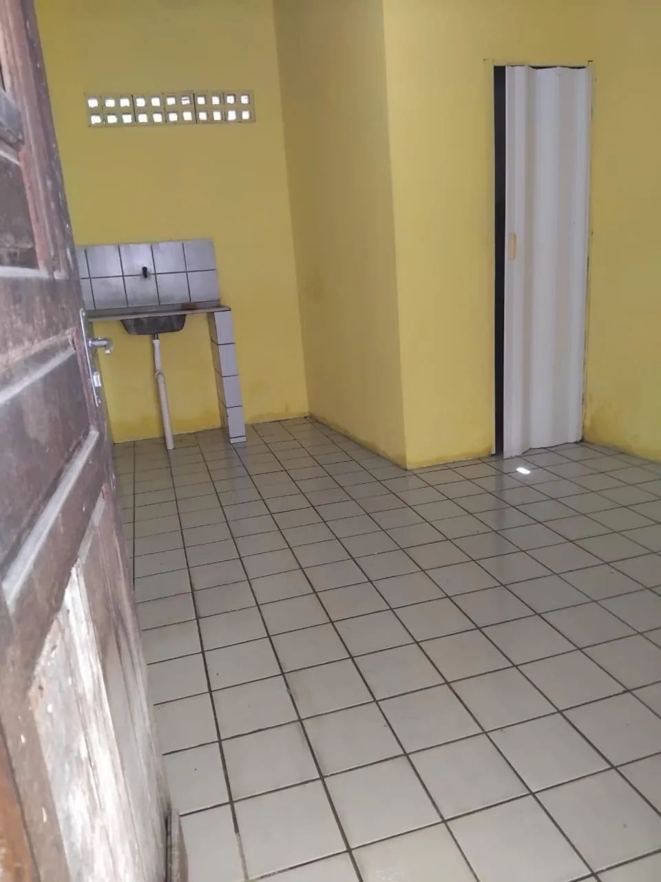 ALUGO QUITINETES ( Quarto + WC + Pia ) - Foto 5