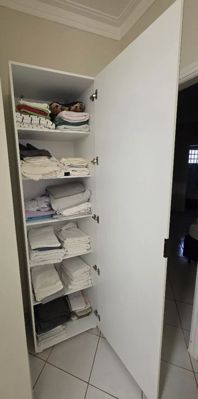 Vendo Sapateira com espelho