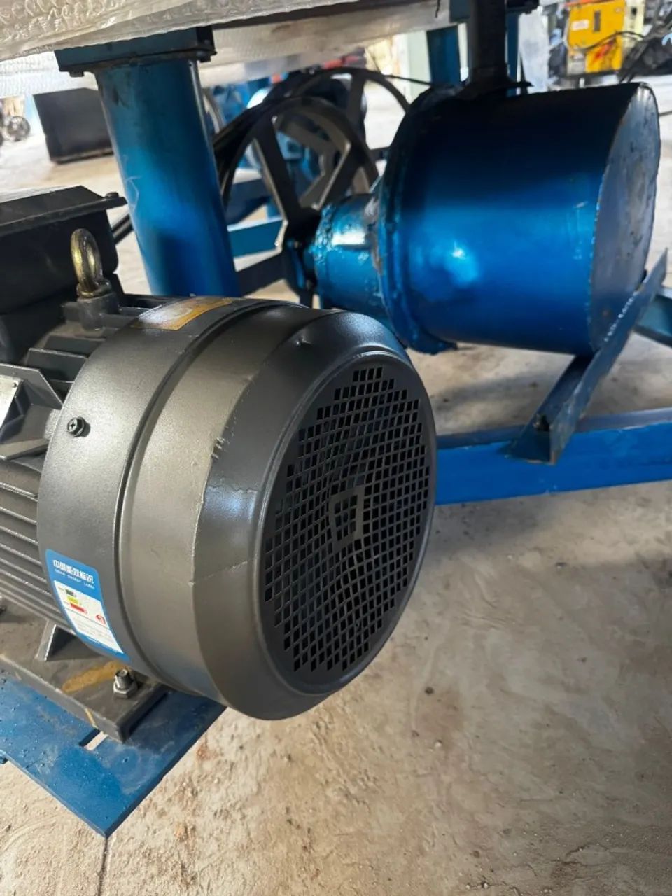 MISTURADOR DE CONCRETO  - Foto 3