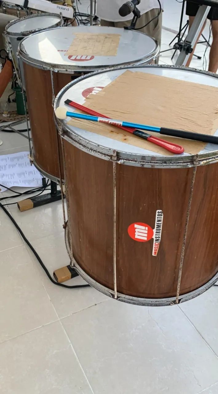Percussão Surdos e Repic