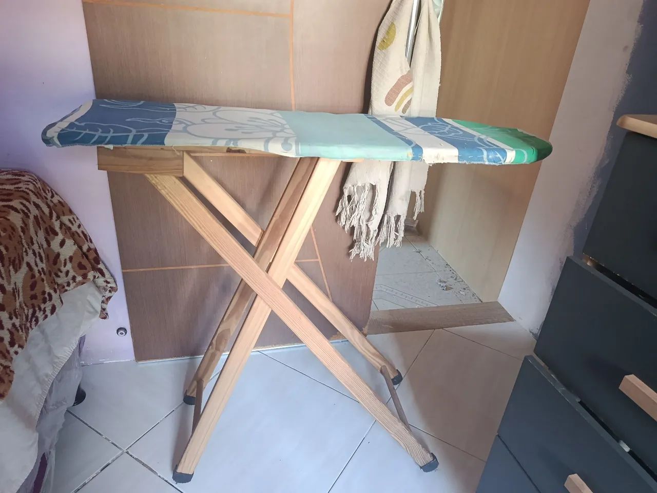 Tábua de passar roupa - Foto 4