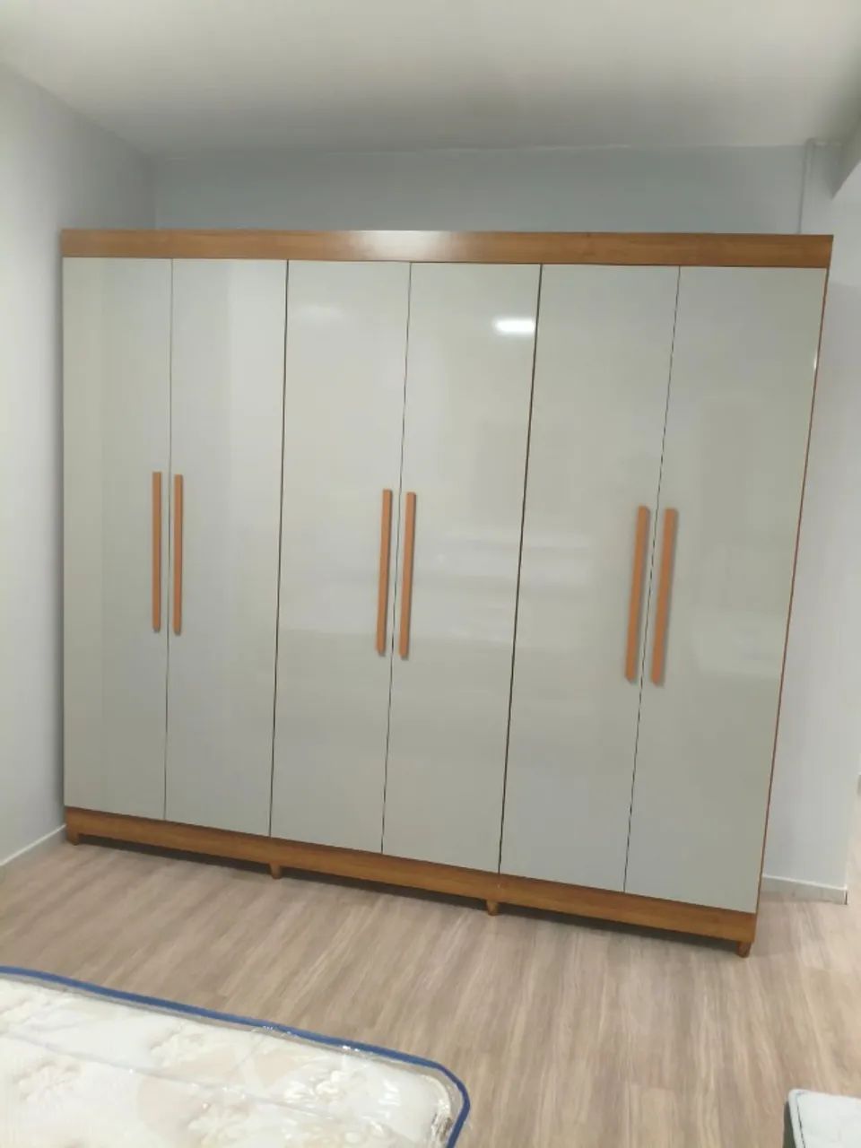 Guarda Roupa Casal 100% MDF com 6 portas  - Foto 2