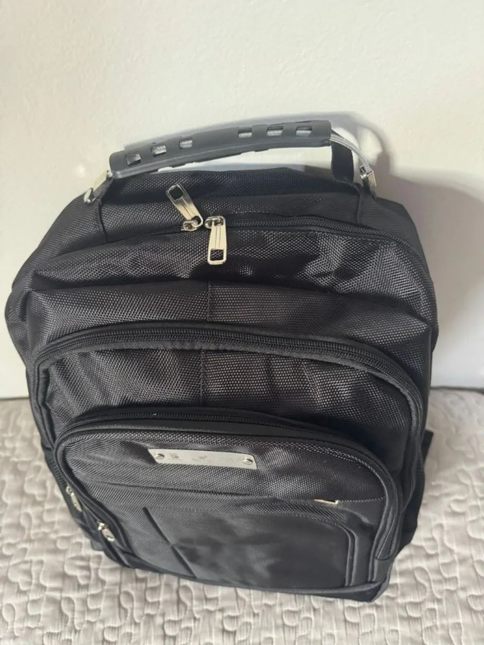 Mochila Executiva nova + Garrafa65570199775874122