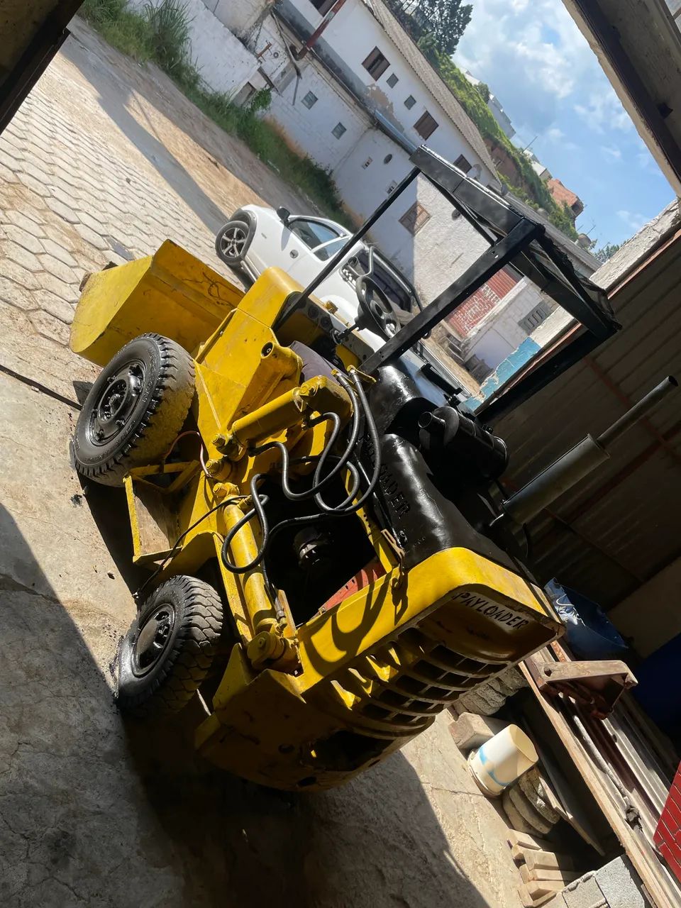 Mini carregadeira  - Foto 4