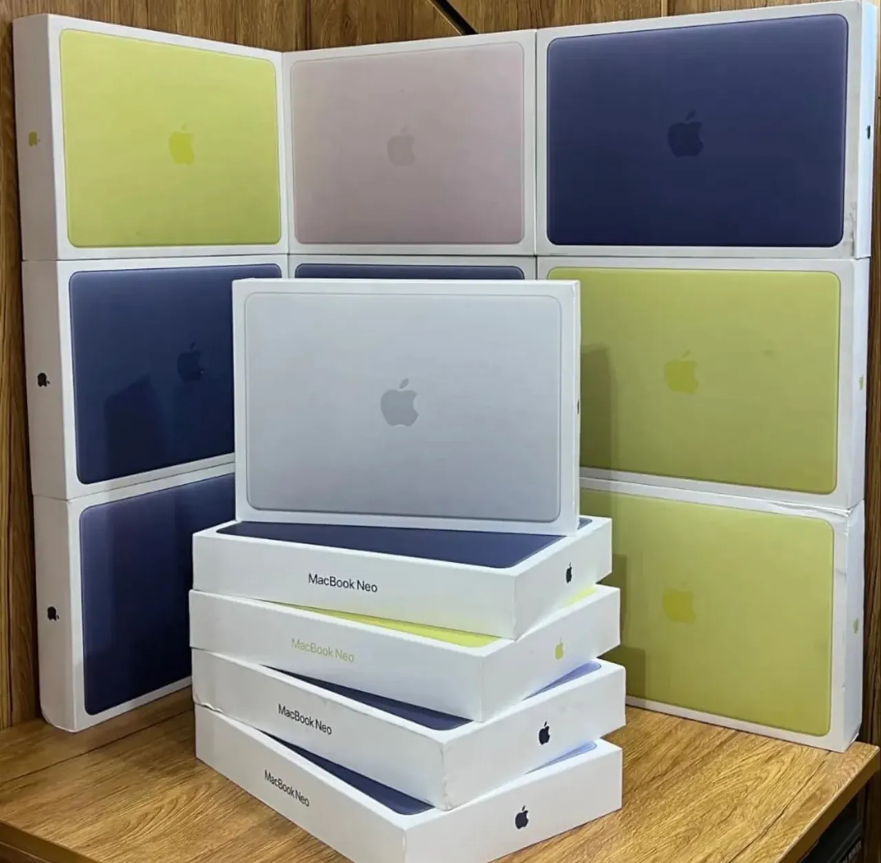MacBook Neo 13