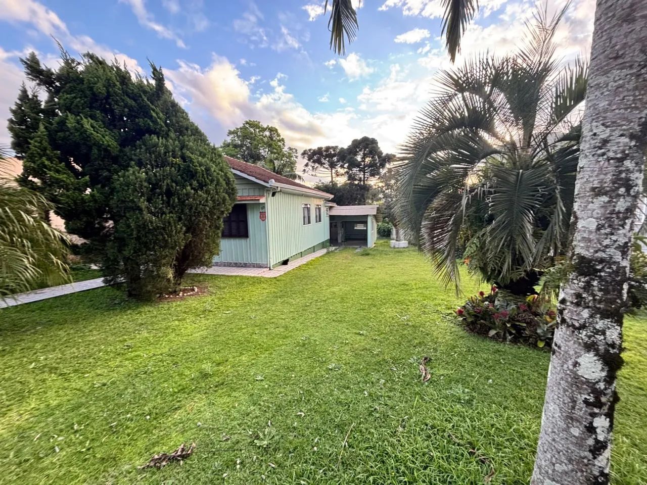 Vendo terreno 1300m2 com Casa construída  - Foto 3