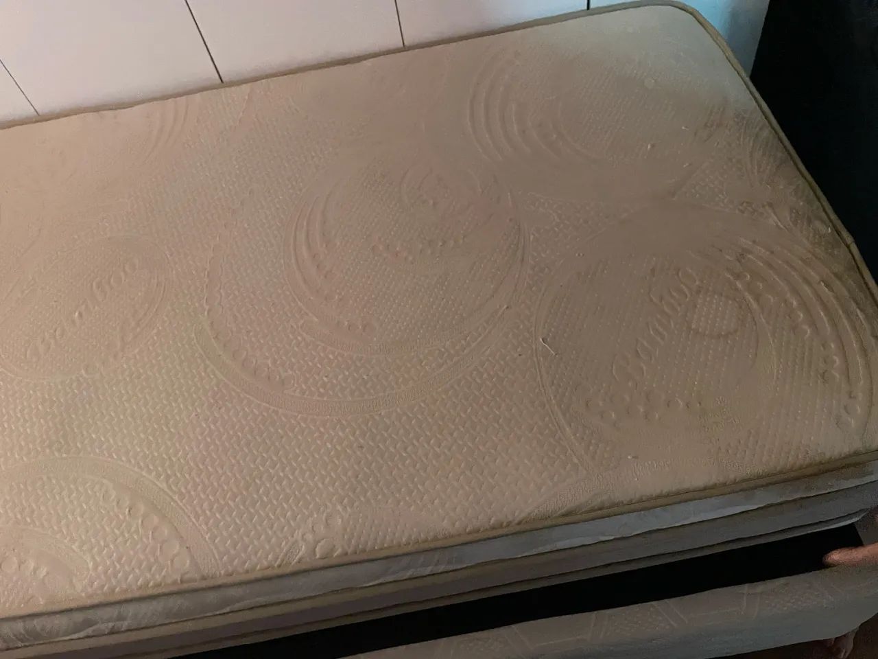 Cama com base em ótimo estado  - Foto 2