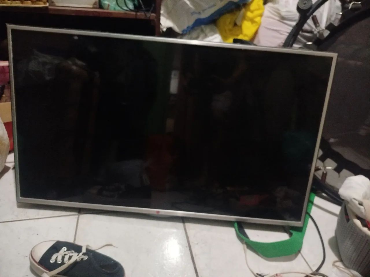 Televisão LG 42LA6130 QUEBRADA - Foto 2