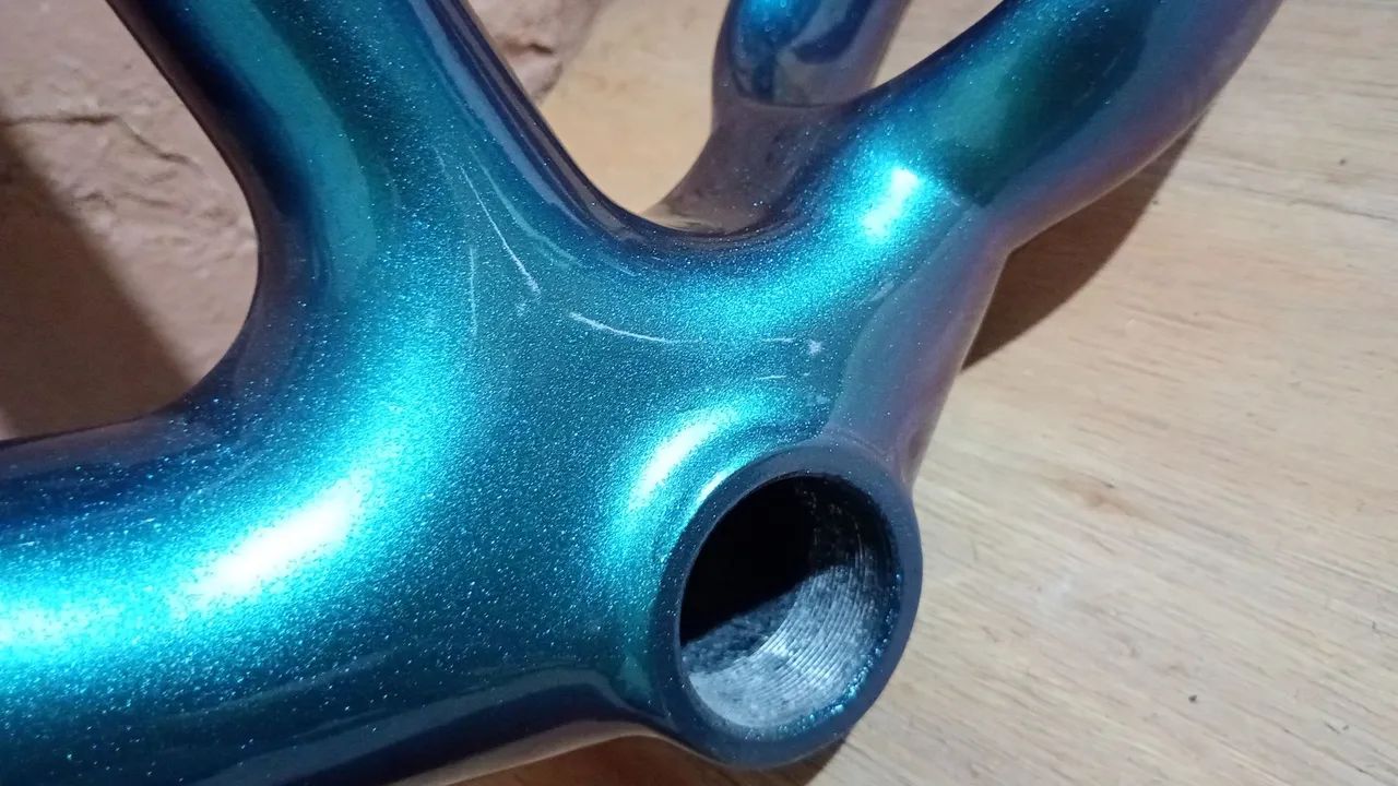 Quadro bike aro 26 em carbono tamanho 18 - Foto 2