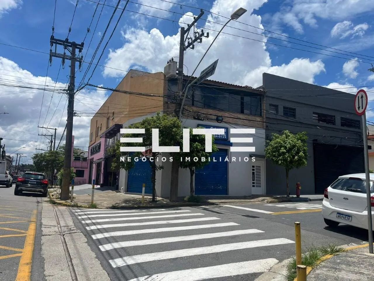 Salão Comercial para Aluguel | 42 m² | Santa Maria, Santo André