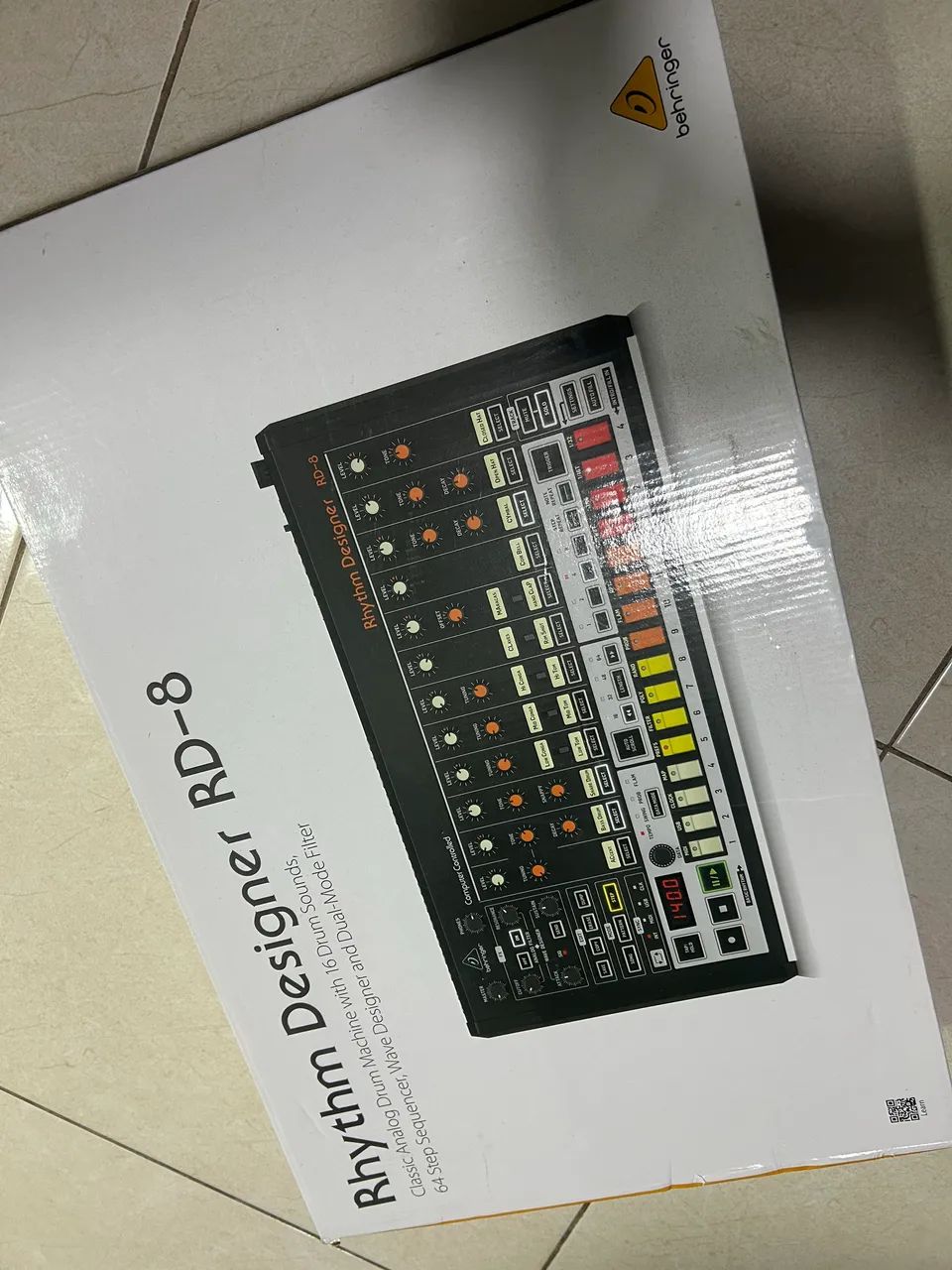 Behringer  RD8/ impecável na caixa. - Foto 4