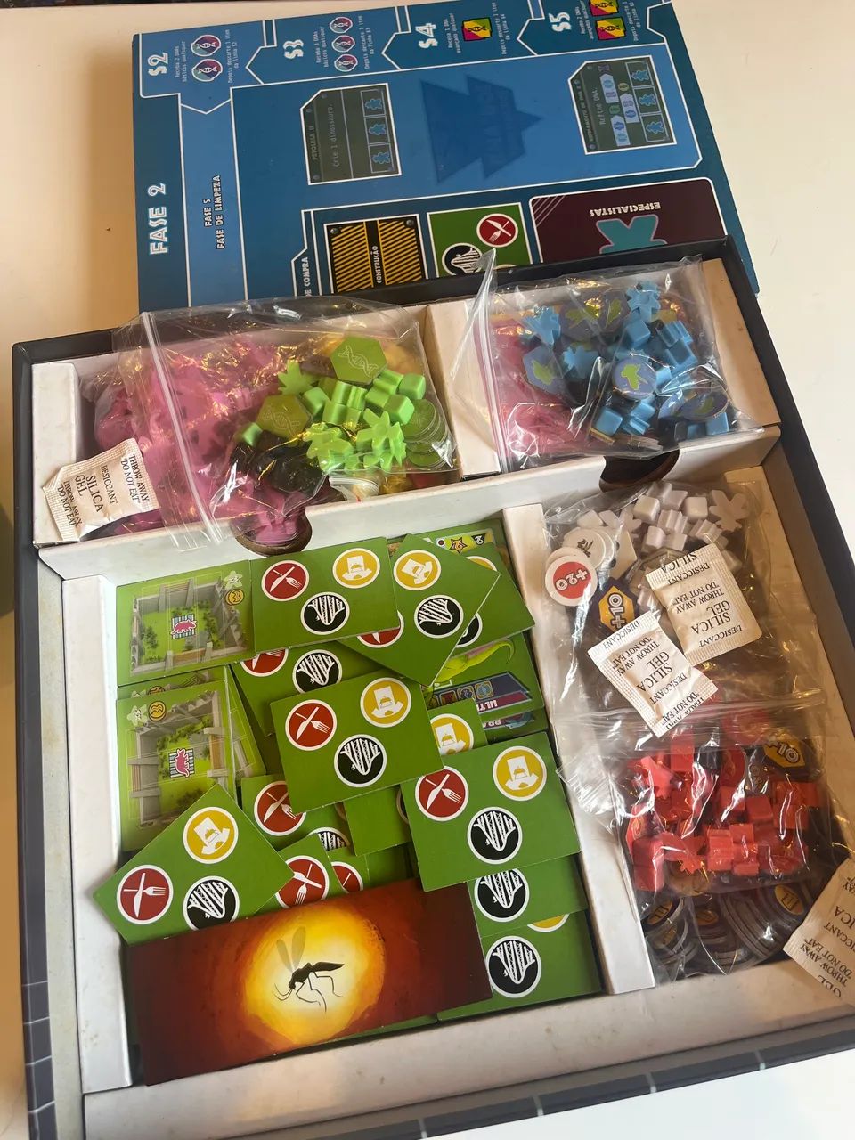 Ilha dos Dinossauros - Jogo de Tabuleiro - Foto 2
