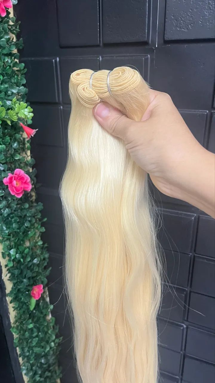 Cabelo loiro fibra importada 70cm  - Foto 3
