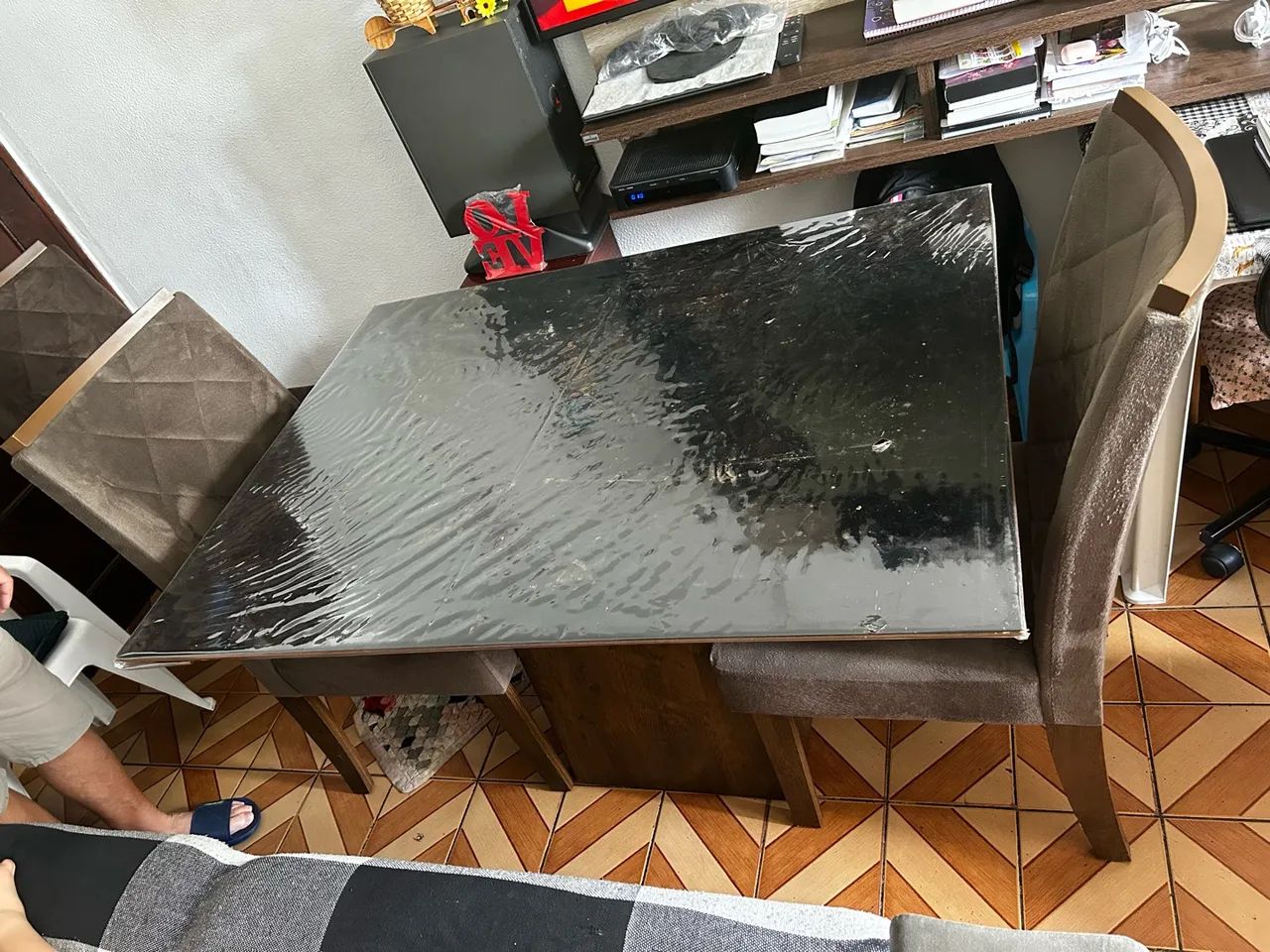 Mesa 4 cadeiras  - Foto 4