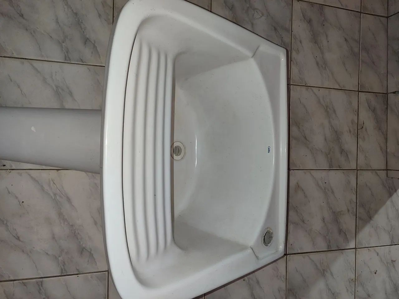 Tanque com base de apoio - Foto 3
