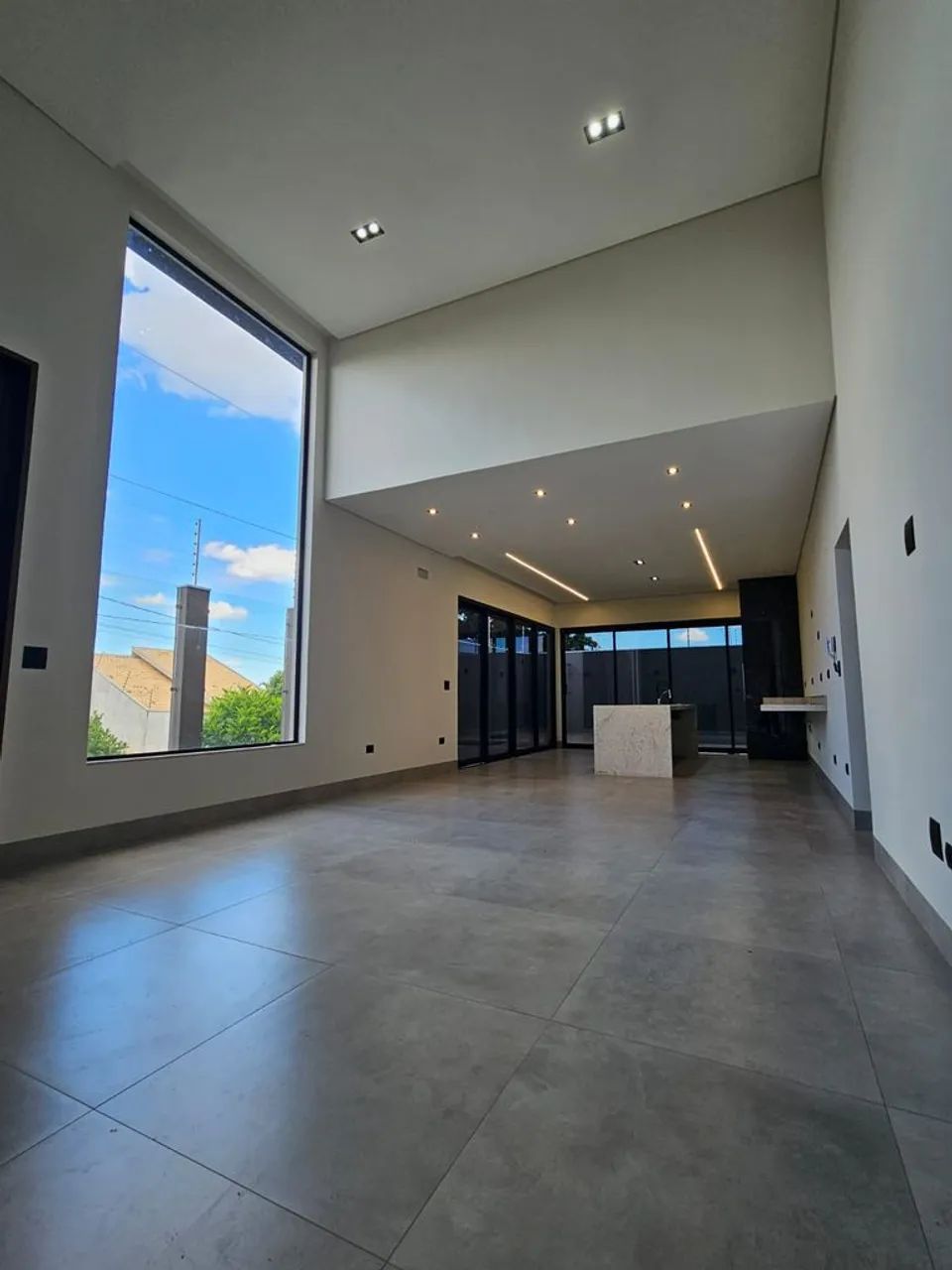 LINDA CASA COM PISCINA NO JARDIM ESPANHA  MARINGÁ - Foto 5