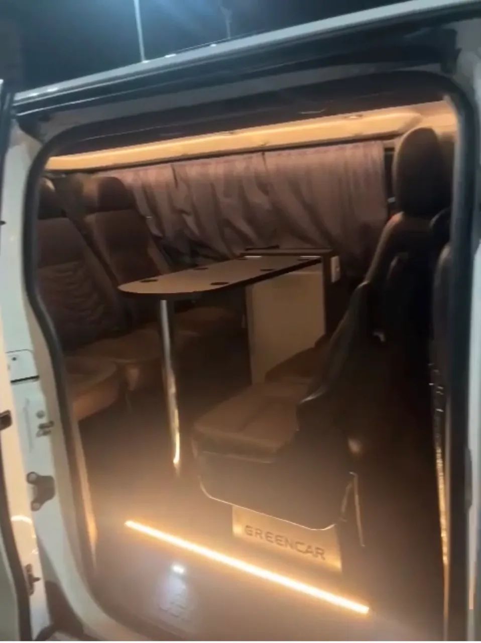 Limousine Van Executiva  ALUGUEL  - Foto 3