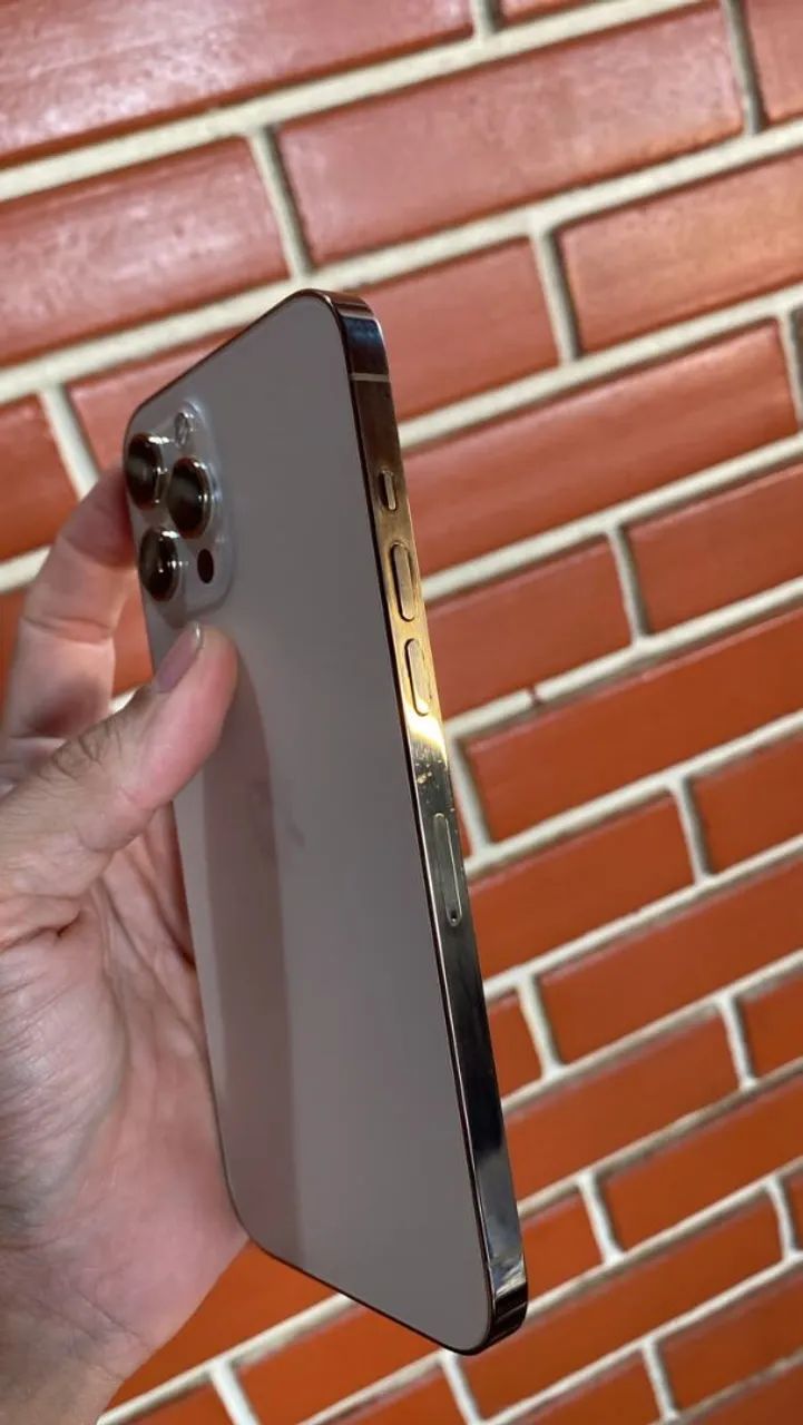 IPhone 12 Pro max 128GB Gold R$ 1800 Entrega grátis - Celulares e