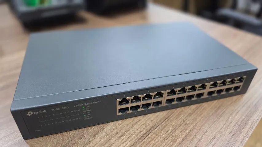 Switch Tp-link 24 Portas Gigabit Ethernet Tl-sg1024d