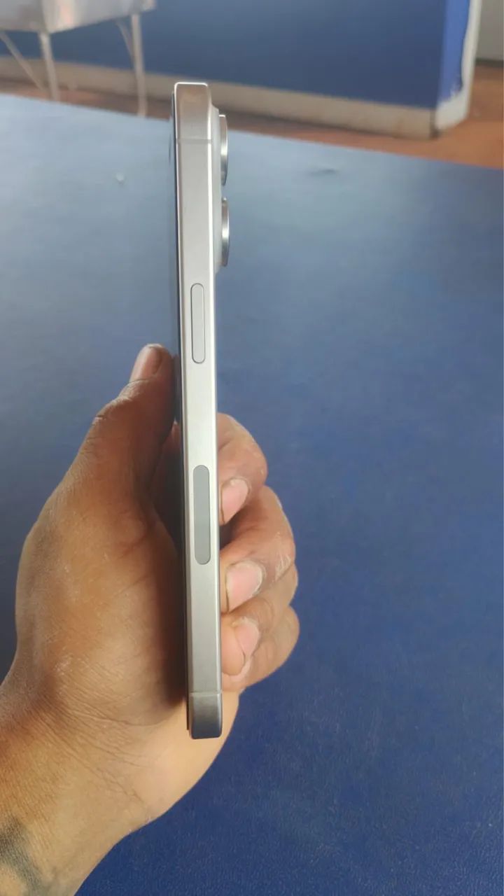 iPhone 15 pro Max - Foto 3