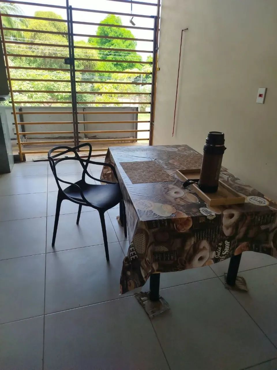 Casa mobiliada para casal ou  solteiro sem filhos e sem animais, sem garagem, sem quintal. - Foto 2
